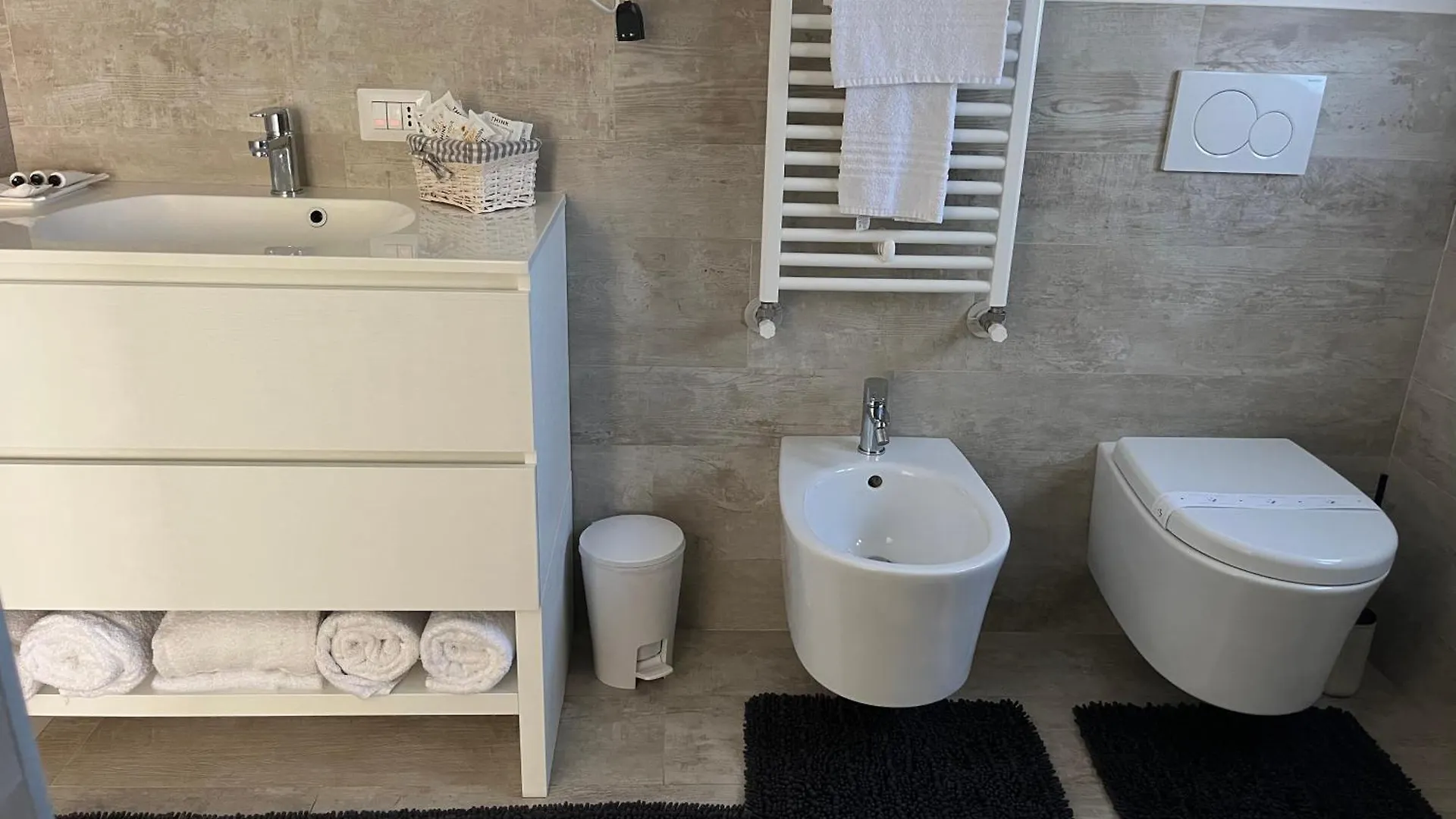 Sirmionerooms 0*, Sirmione Italien