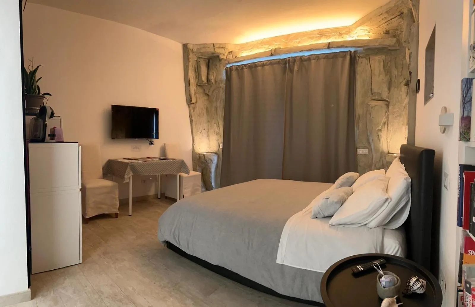 Sirmionerooms 0*, Sirmione